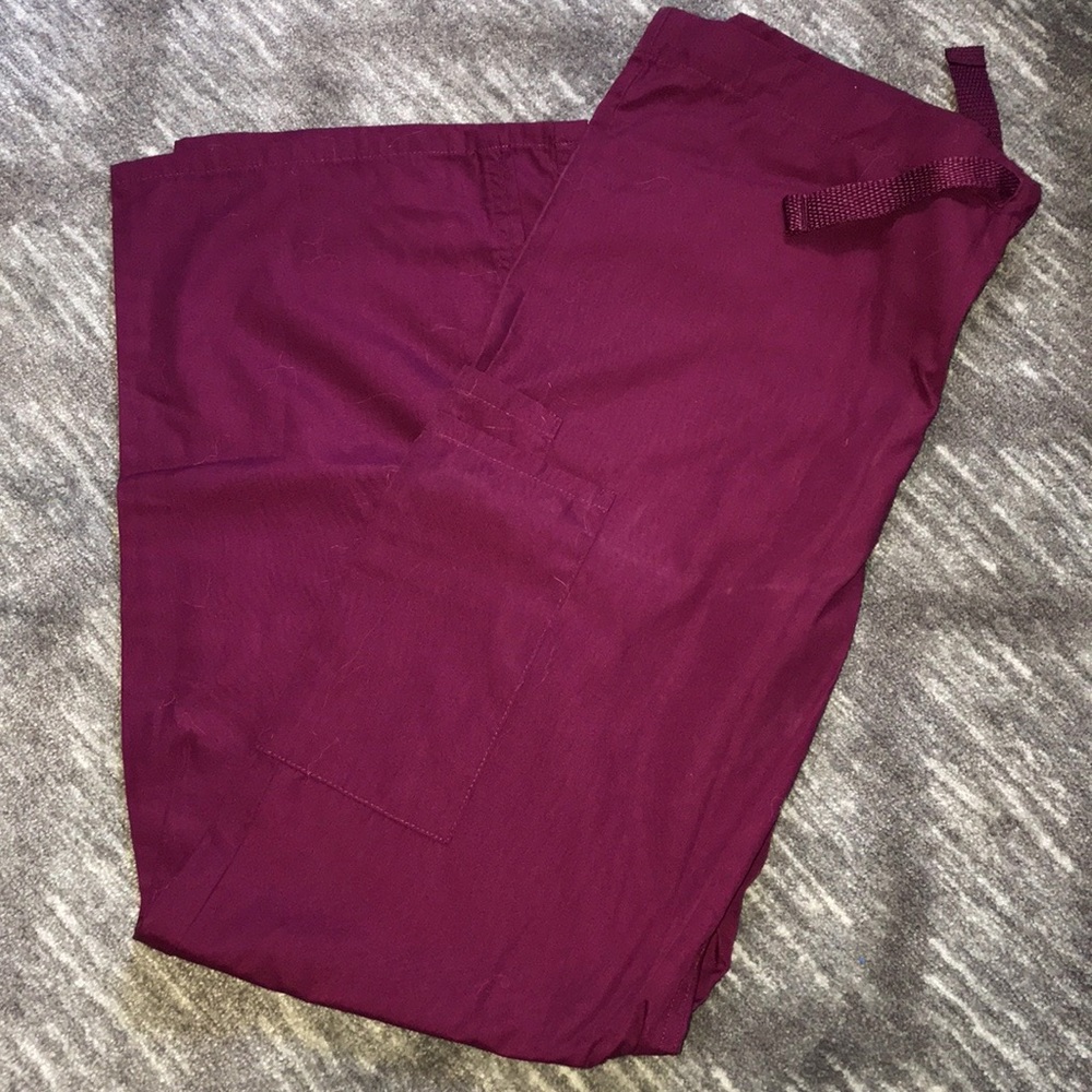 Cherokee original wine scrub bottom